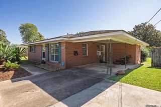 58945 Postell Ave, Plaquemine, LA 70764