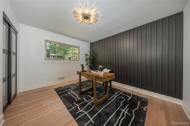 2129 Long Lake Shore Drive, West Bloomfield, MI 48323