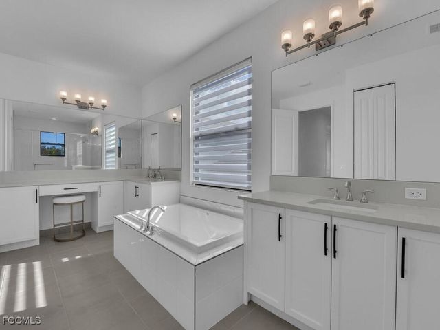 20152 Camellia Crosse LN, Estero, FL 33928