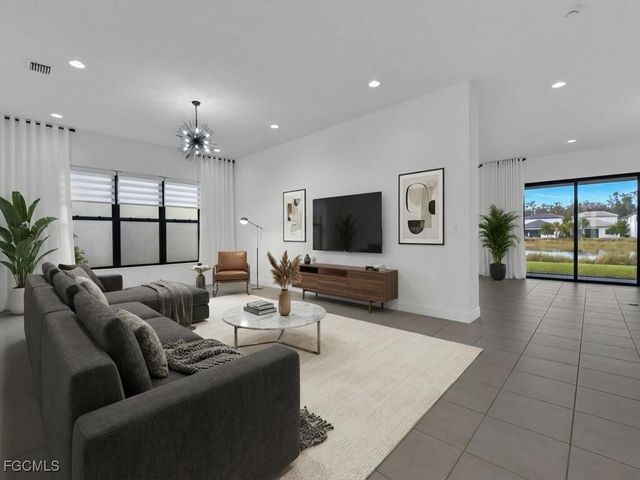 20152 Camellia Crosse LN, Estero, FL 33928