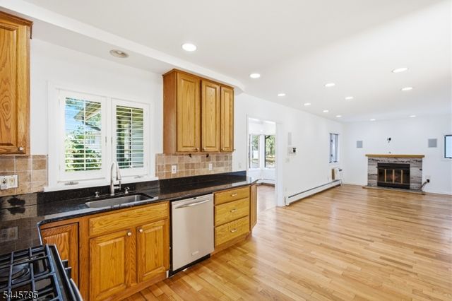 814 Willis Pl, Roselle Park Boro, NJ 07204