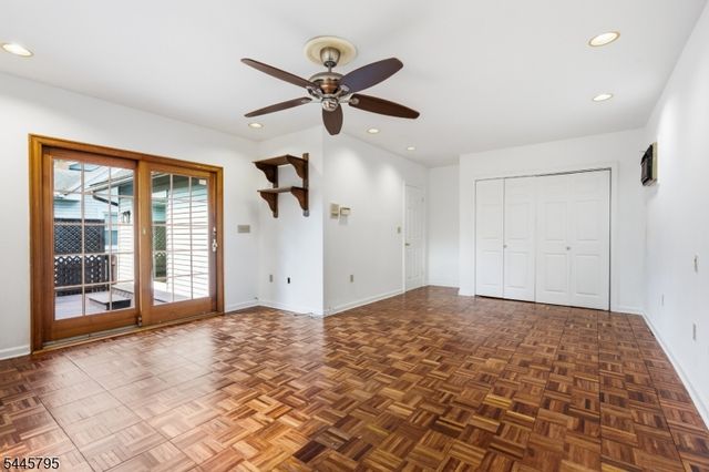 814 Willis Pl, Roselle Park Boro, NJ 07204