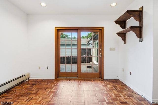 814 Willis Pl, Roselle Park Boro, NJ 07204