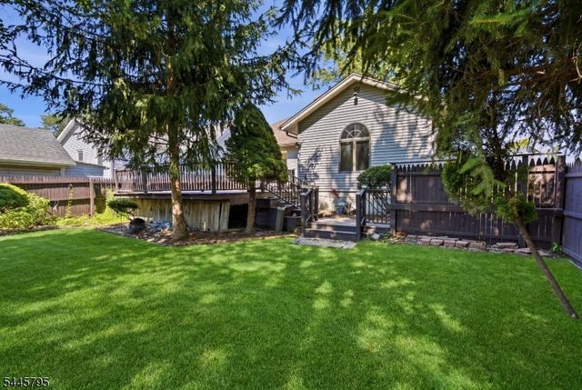 814 Willis Pl, Roselle Park Boro, NJ 07204
