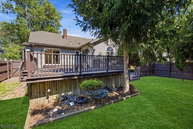 814 Willis Pl, Roselle Park Boro, NJ 07204