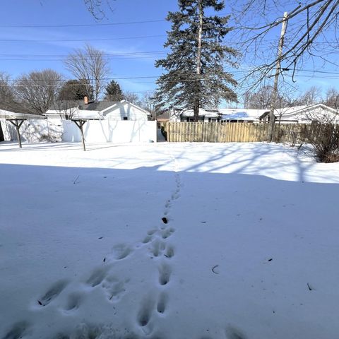 1112 Tulip Drive, Sturgis, MI 49091