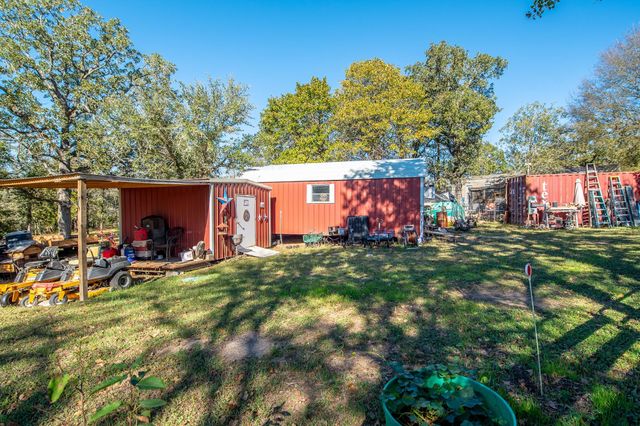 2200 Lake Ridge, Caldwell, TX 77836