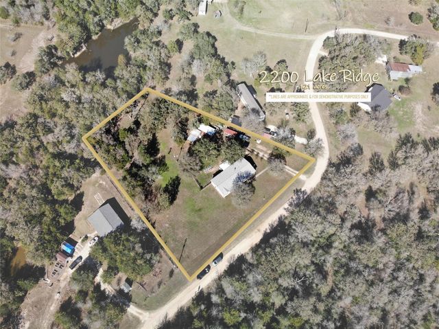 2200 Lake Ridge, Caldwell, TX 77836