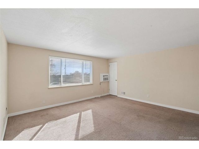 665 Miller Ct, Lakewood, CO 80215