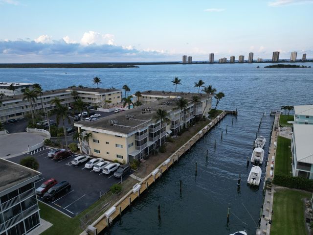 100 Doolen Court 313, North Palm Beach, FL 33408