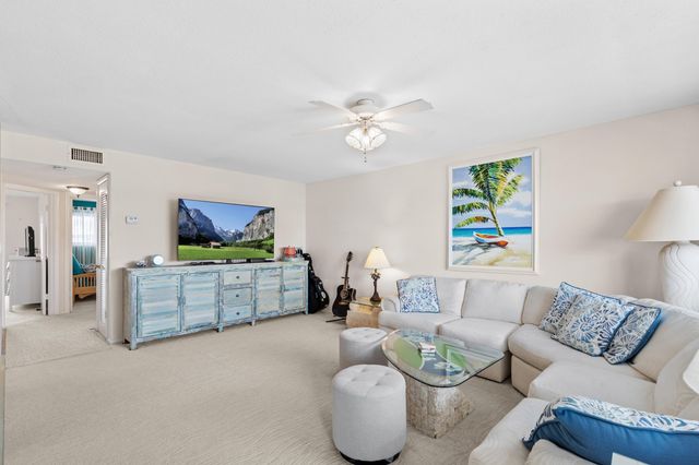 100 Doolen Court 313, North Palm Beach, FL 33408