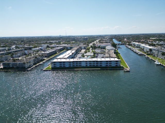 100 Doolen Court 313, North Palm Beach, FL 33408