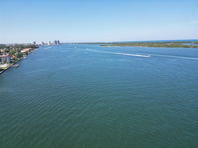 100 Doolen Court 313, North Palm Beach, FL 33408