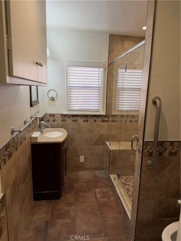 7402 Haskell, Van Nuys, CA 91406