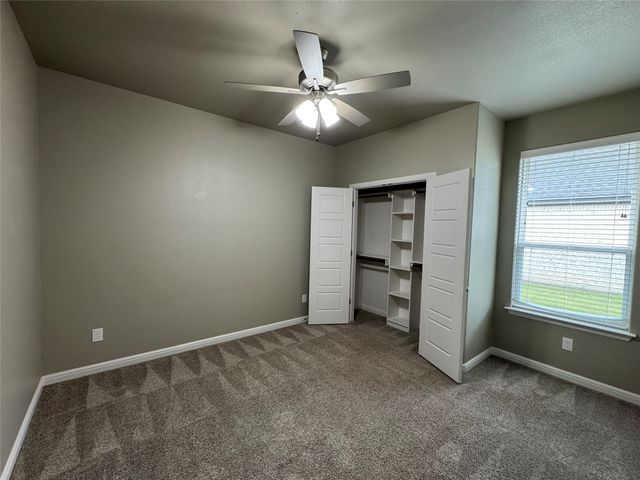 612 Sovereign Drive, Granbury, TX 76049