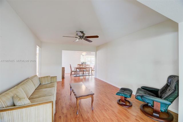 5726 Madison St, Hollywood, FL 33023