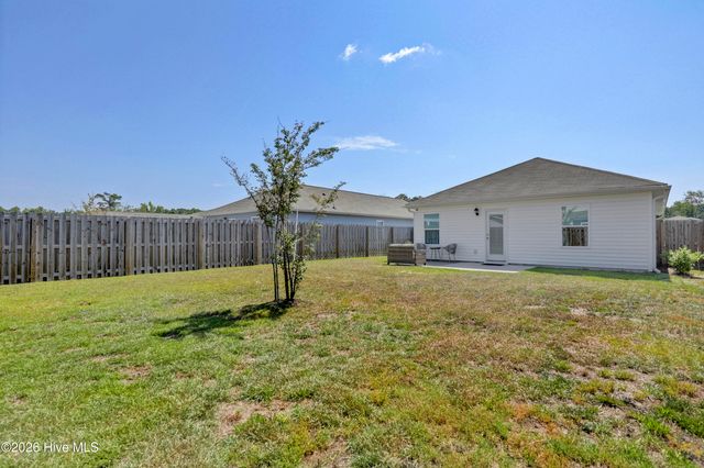 1021 Course Lane, Surf City, NC 28445