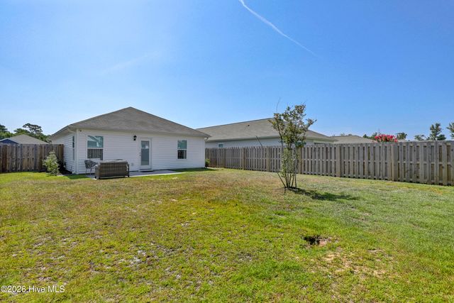 1021 Course Lane, Surf City, NC 28445
