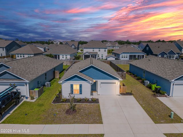 1021 Course Lane, Surf City, NC 28445