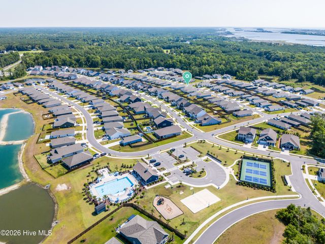 1021 Course Lane, Surf City, NC 28445