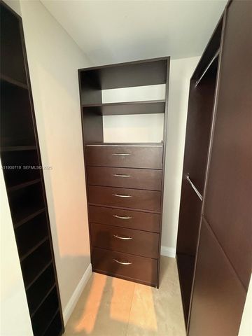 480 NE 30th St 1505, Miami, FL 33137