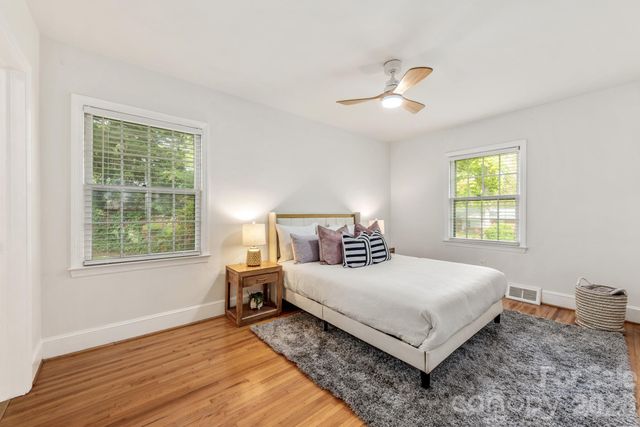 1940 Lansdale Drive, Charlotte, NC 28205