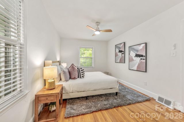 1940 Lansdale Drive, Charlotte, NC 28205