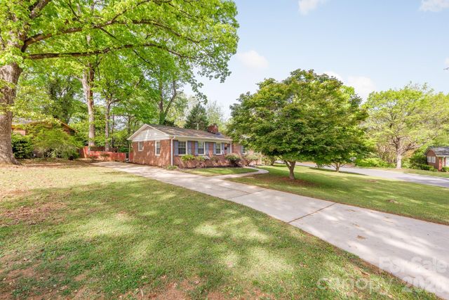 1940 Lansdale Drive, Charlotte, NC 28205