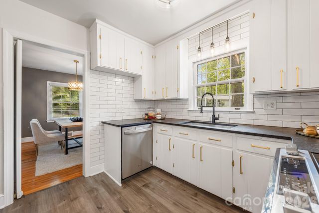 1940 Lansdale Drive, Charlotte, NC 28205