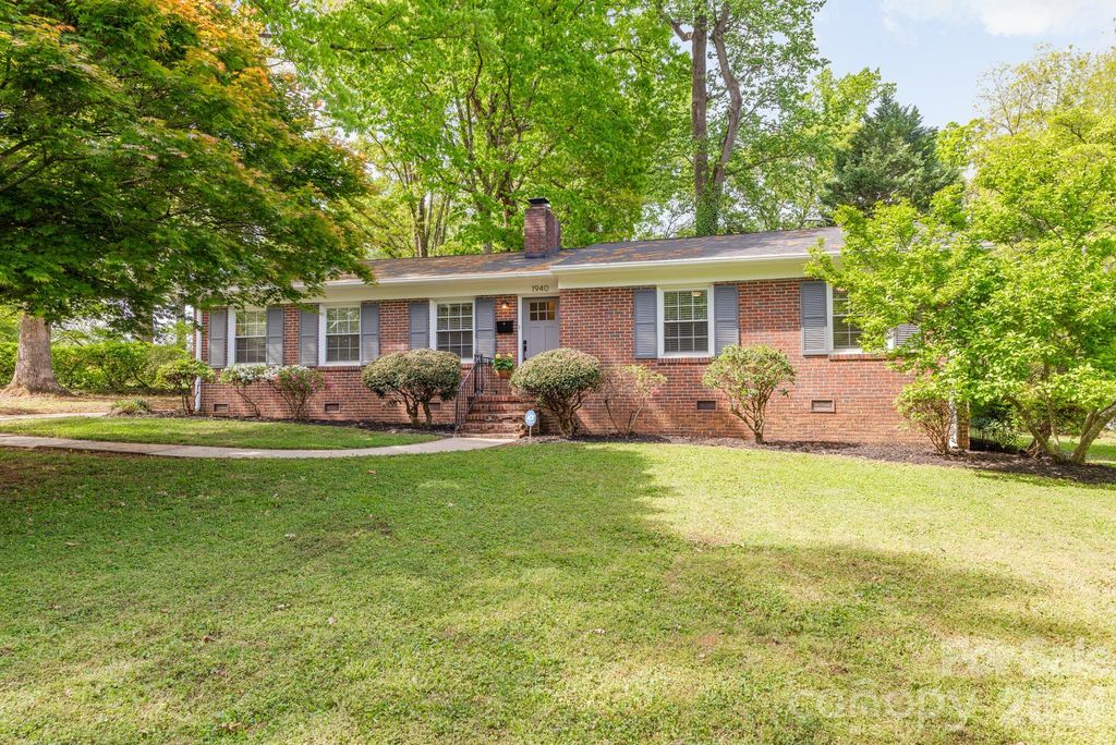 1940 Lansdale Drive, Charlotte, NC 28205