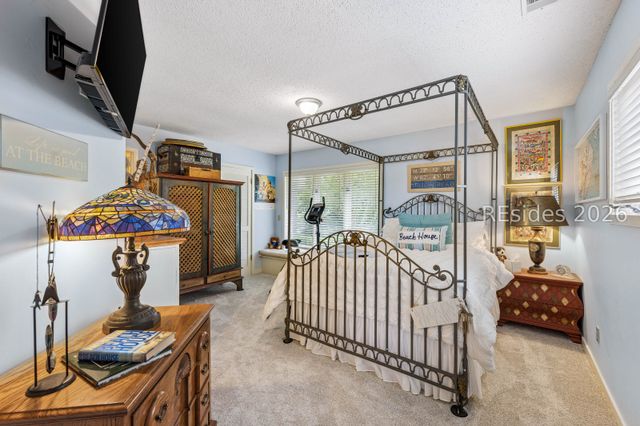 6 Sea Otter Ct, Hilton Head Island, SC 29926