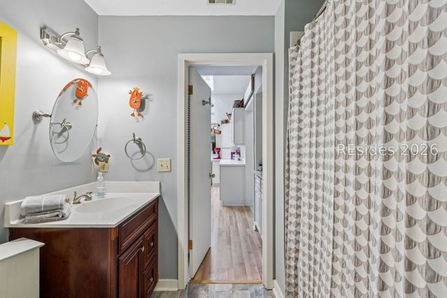 6 Sea Otter Ct, Hilton Head Island, SC 29926
