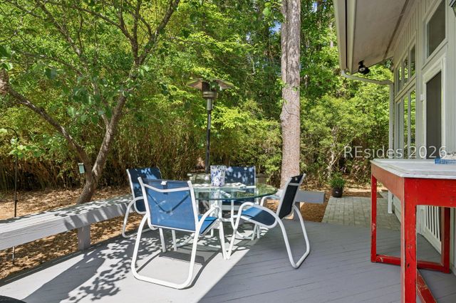 6 Sea Otter Ct, Hilton Head Island, SC 29926