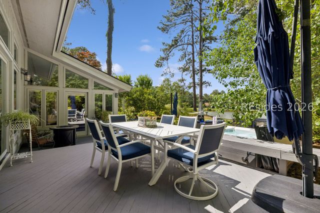 6 Sea Otter Ct, Hilton Head Island, SC 29926