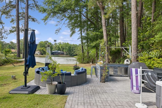 6 Sea Otter Ct, Hilton Head Island, SC 29926