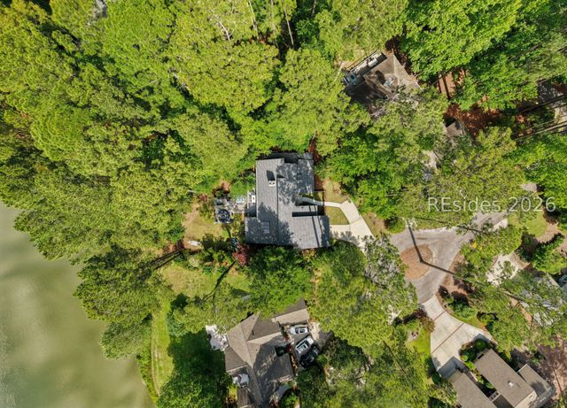 6 Sea Otter Ct, Hilton Head Island, SC 29926