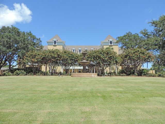 6 Sea Otter Ct, Hilton Head Island, SC 29926