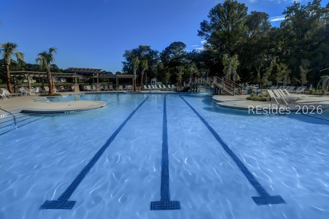 6 Sea Otter Ct, Hilton Head Island, SC 29926
