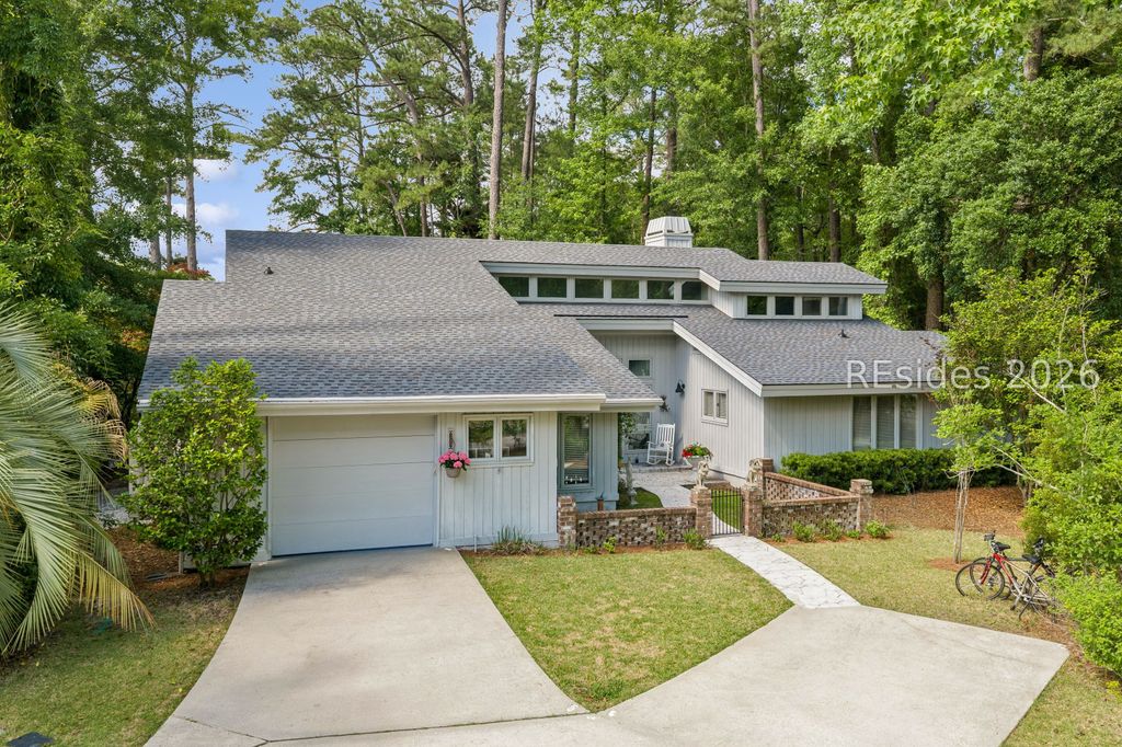 6 Sea Otter Ct, Hilton Head Island, SC 29926
