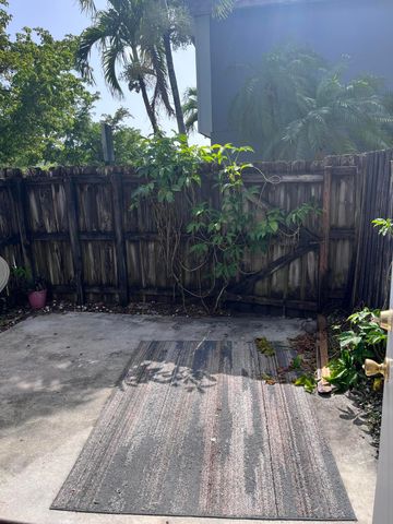 801 NW 46th Avenue 801, Plantation, FL 33317