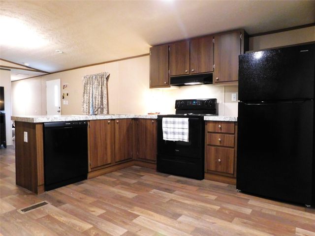 115 Smith Hill Road, Hemphill, TX 75948