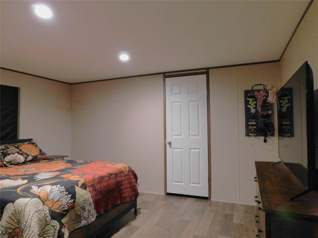 115 Smith Hill Road, Hemphill, TX 75948