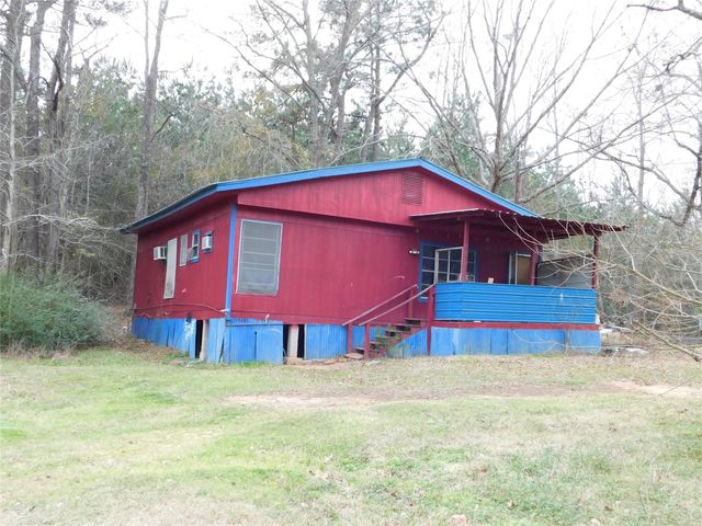 115 Smith Hill Road, Hemphill, TX 75948
