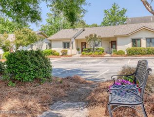 135 Longstreet Drive Apt 101, Wilmington, NC 28412