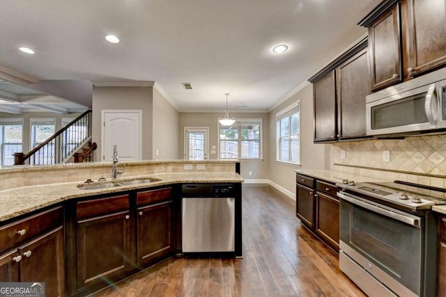 7067 Walham Grove, Johns Creek, GA 30097