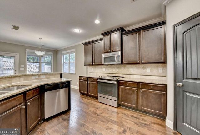 7067 Walham Grove, Johns Creek, GA 30097