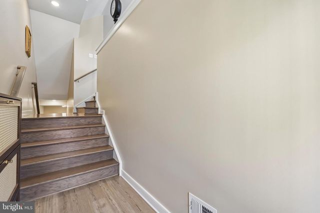 1120 CRESTED WOOD DR, Laurel, MD 20724