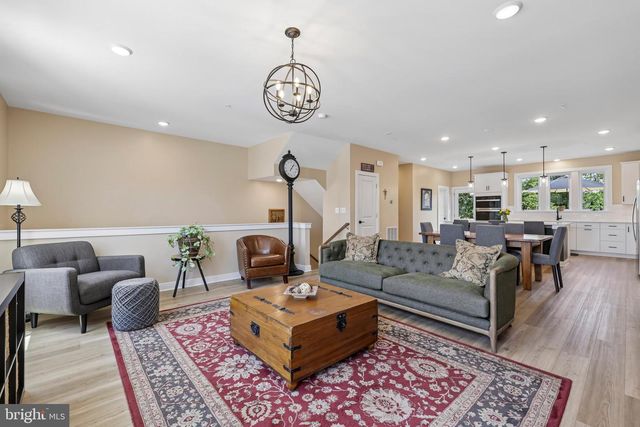 1120 CRESTED WOOD DR, Laurel, MD 20724