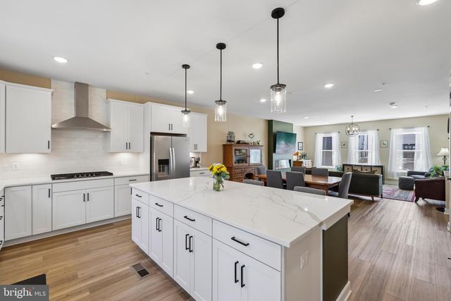 1120 CRESTED WOOD DR, Laurel, MD 20724