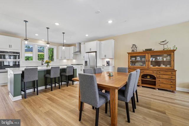 1120 CRESTED WOOD DR, Laurel, MD 20724